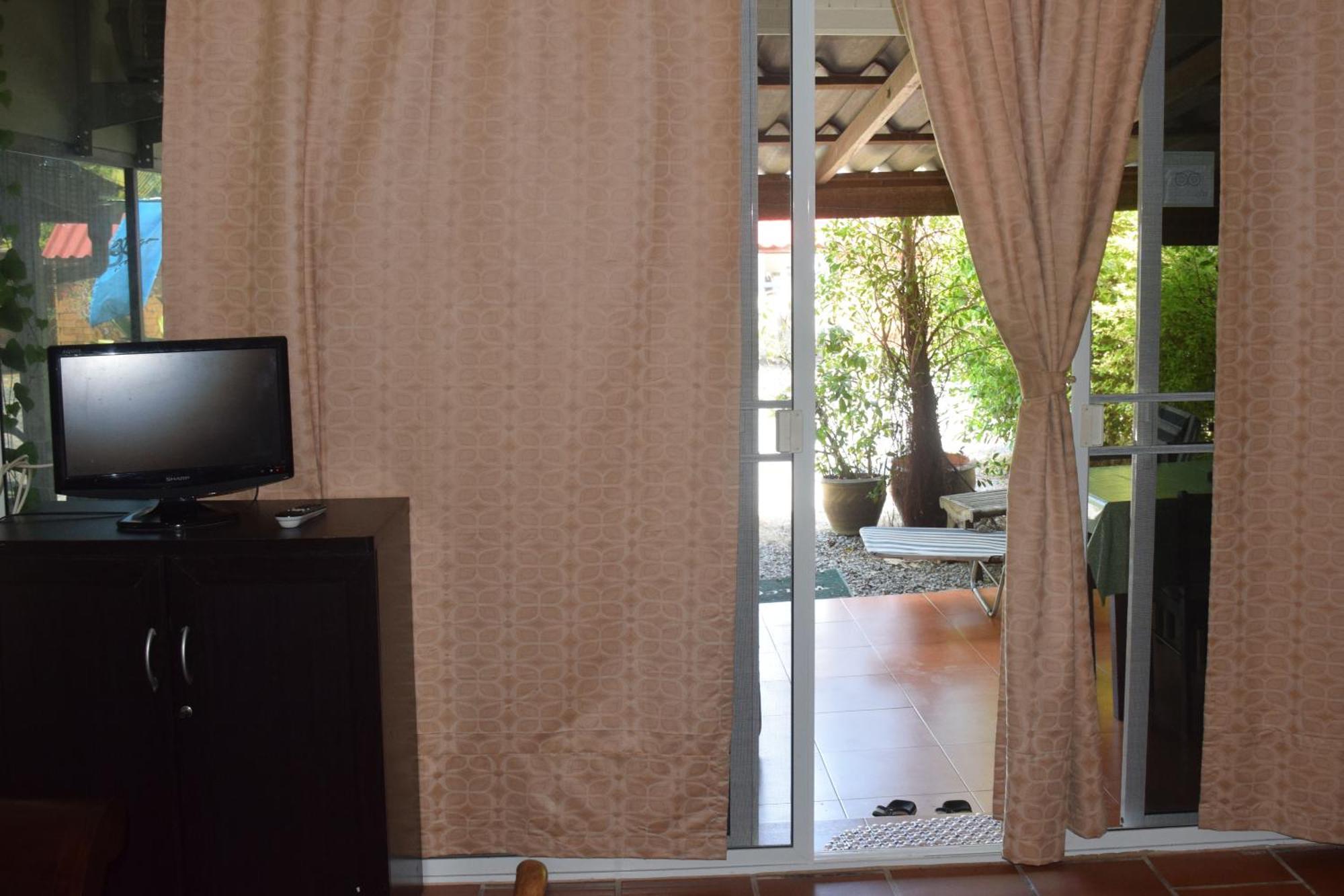 สนุกบังกาโลว์ส์ Hotel Rawai ห้อง รูปภาพ