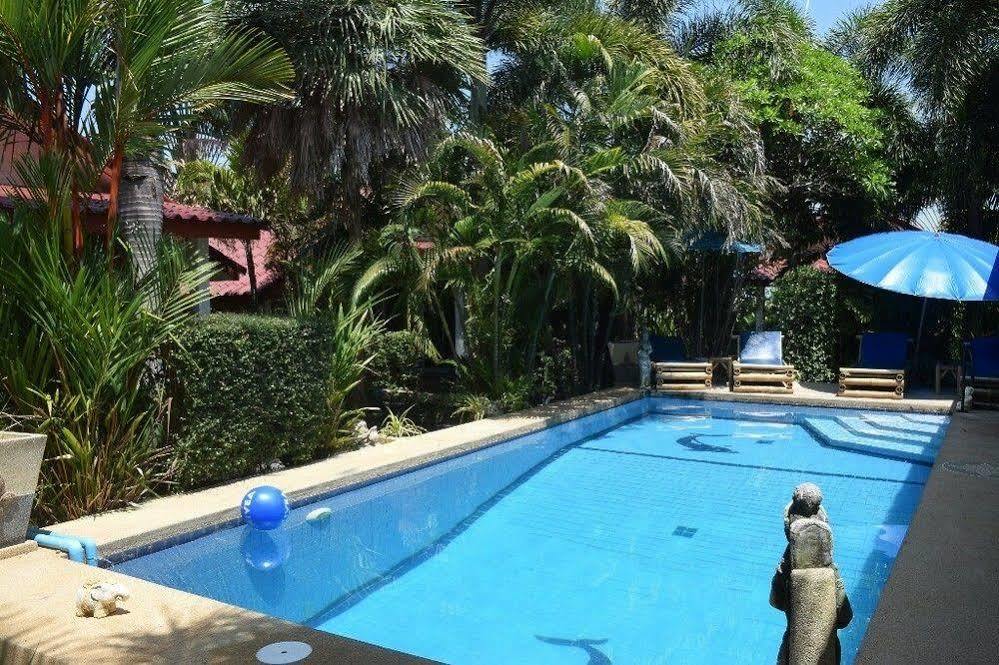 สนุกบังกาโลว์ส์ Hotel Rawai ภายนอก รูปภาพ