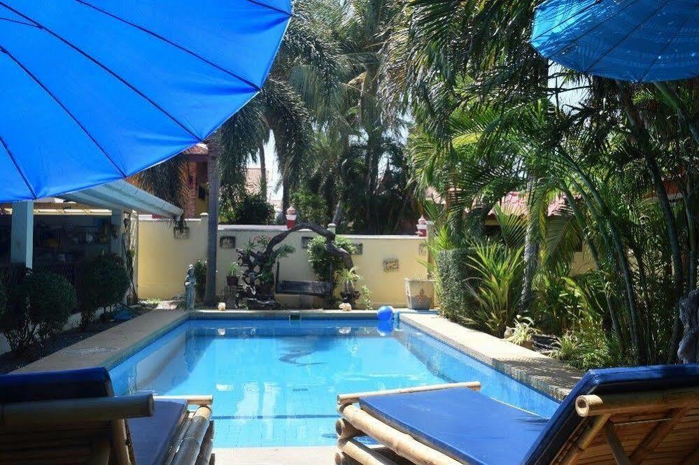 สนุกบังกาโลว์ส์ Hotel Rawai ภายนอก รูปภาพ