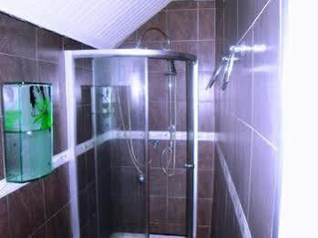 สนุกบังกาโลว์ส์ Hotel Rawai ภายนอก รูปภาพ